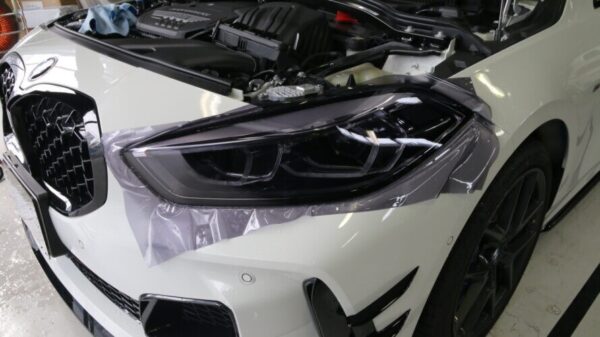 Pellicola PPF fari auto fumè chiaro 50 %